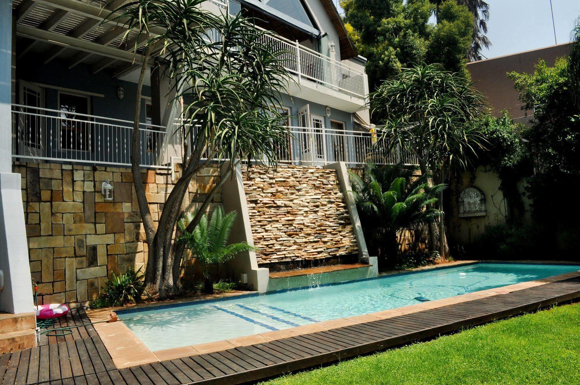 Fever Tree Manor Hartbeespoort Exteriör bild